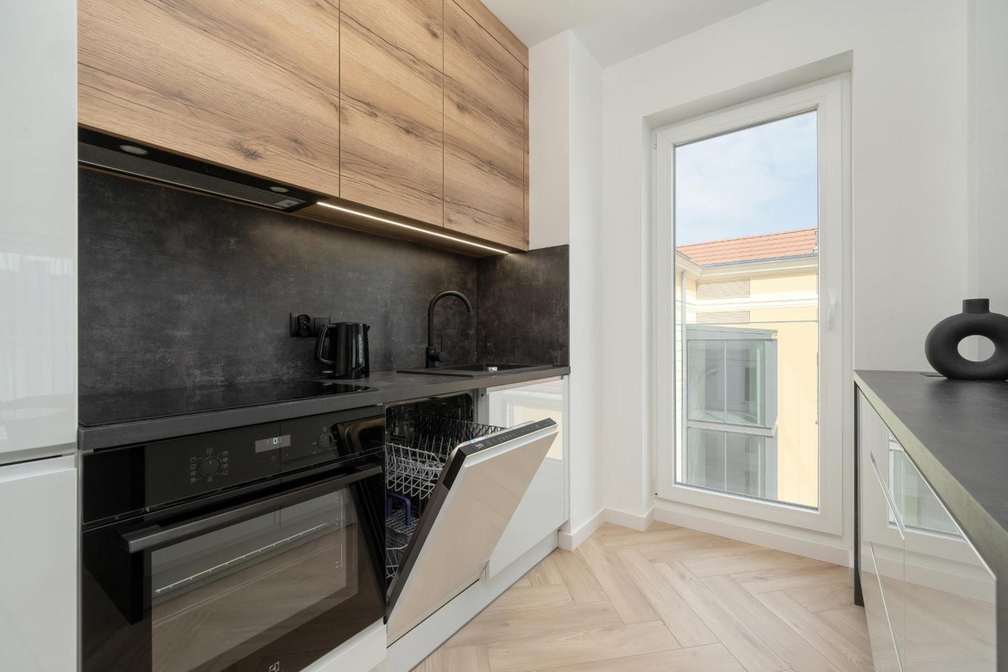 Elegancki Apartament Z Parkingiem Blisko Starego Miasta By Noclegi Renters Wrocław Extérieur photo